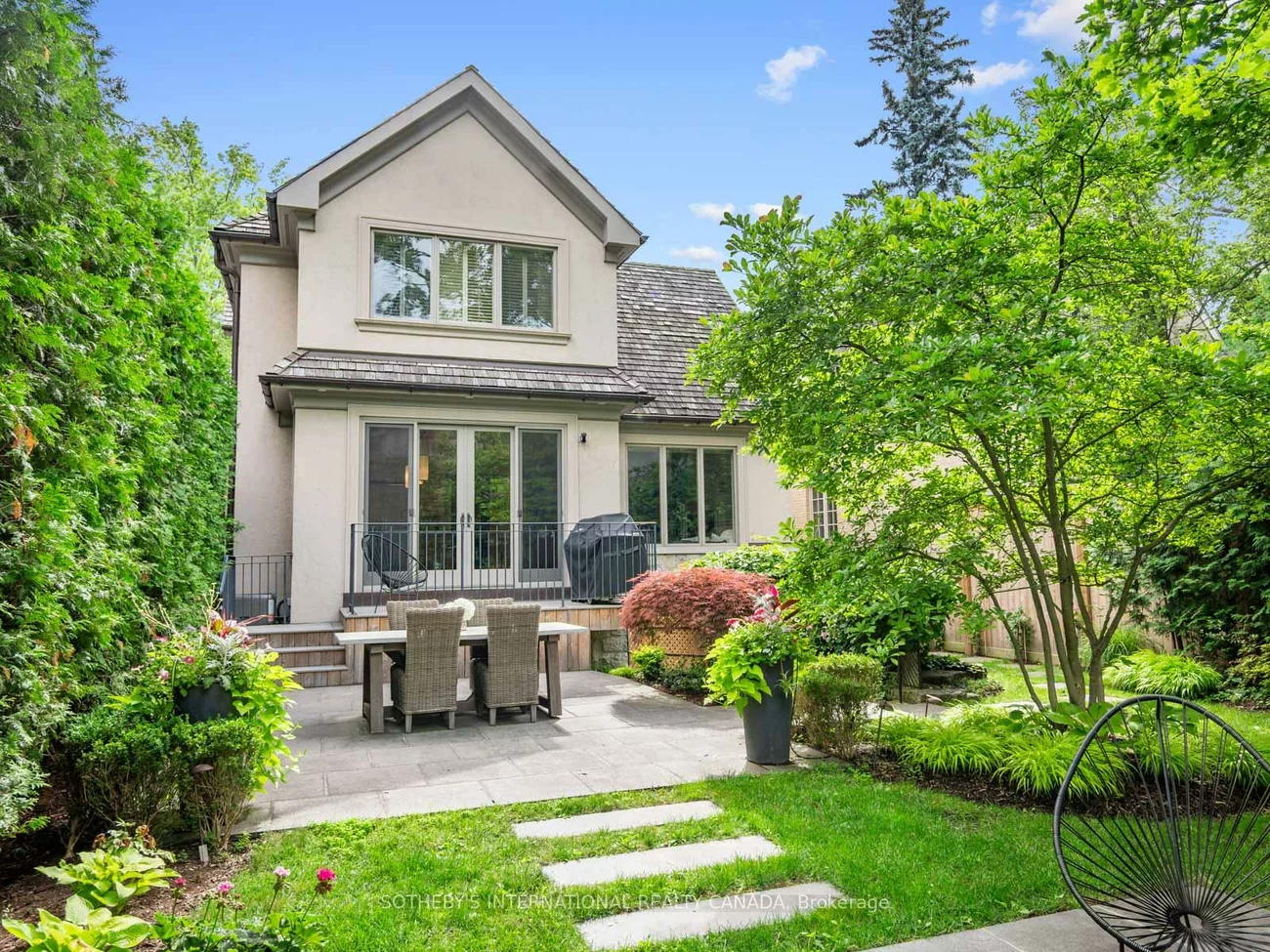 85, Strath, Kingsway South, Toronto