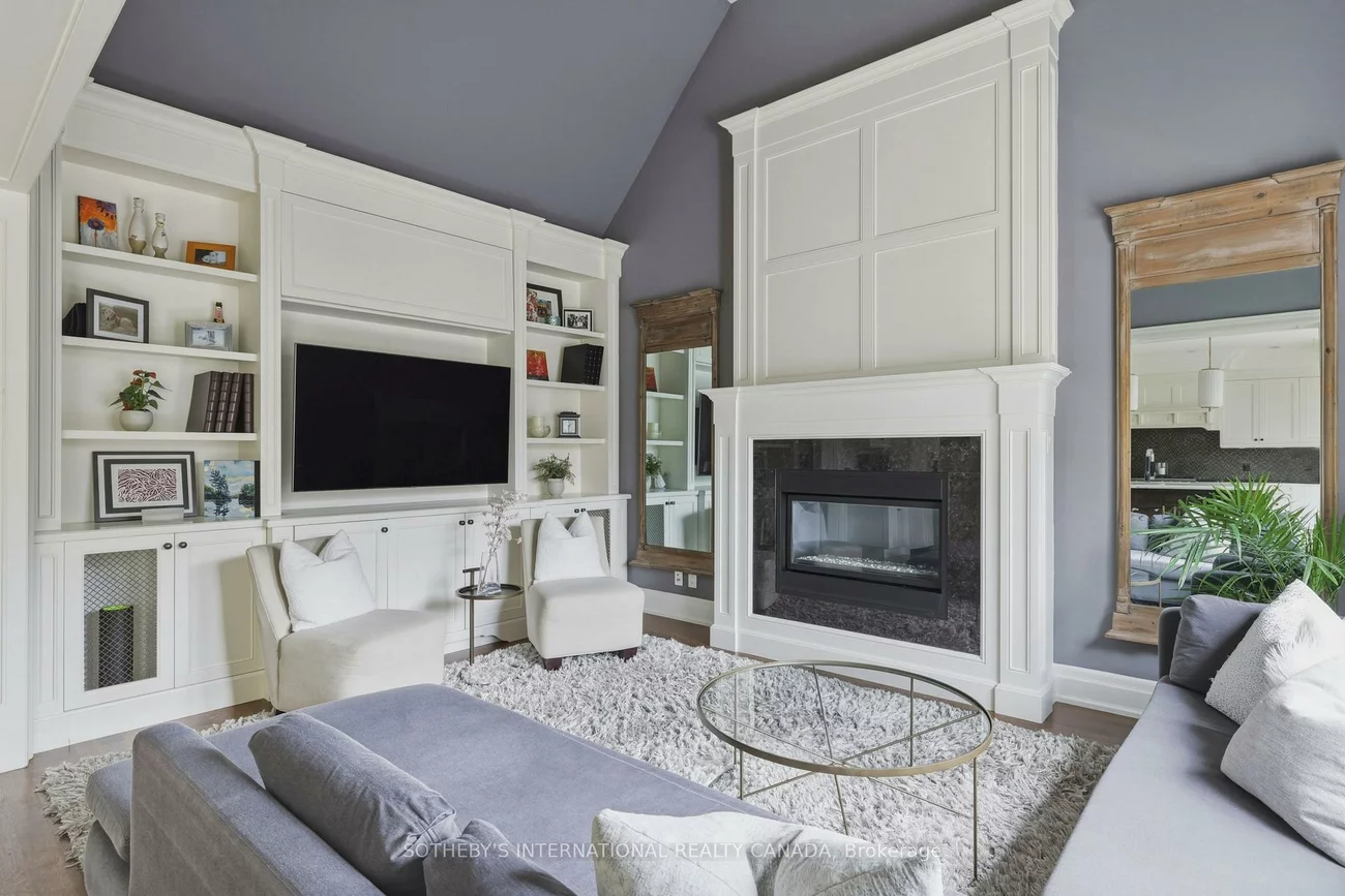 85, Strath, Kingsway South, Toronto