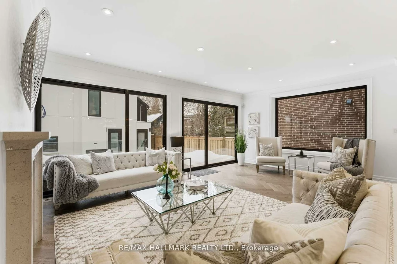 90, Garden, Roncesvalles, Toronto