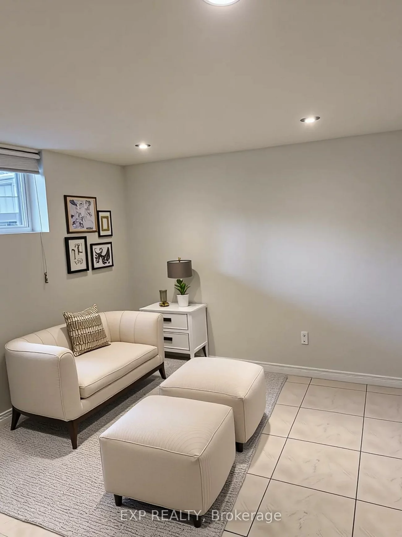 26, Avon, Rockcliffe-Smythe, Toronto