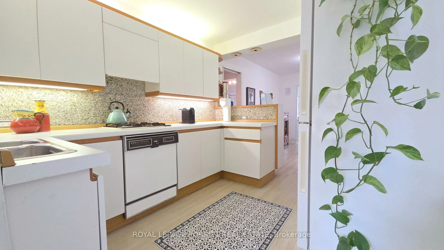 51, Thirty Sixth, Long Branch, Toronto