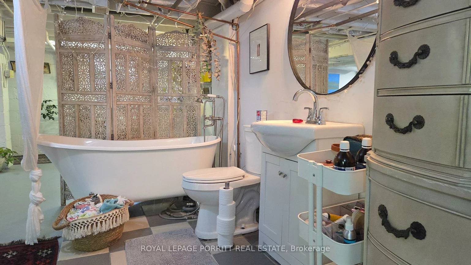 51, Thirty Sixth, Long Branch, Toronto