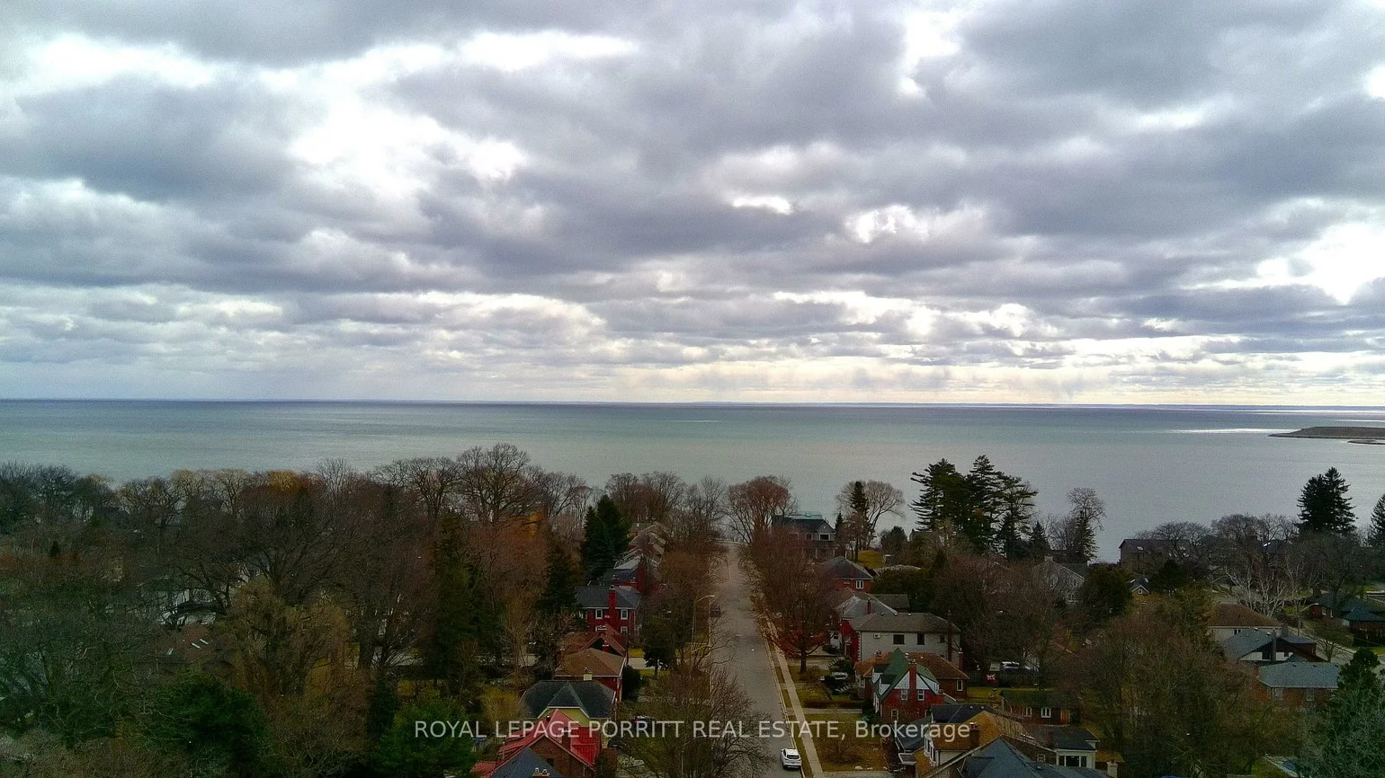 51, Thirty Sixth, Long Branch, Toronto