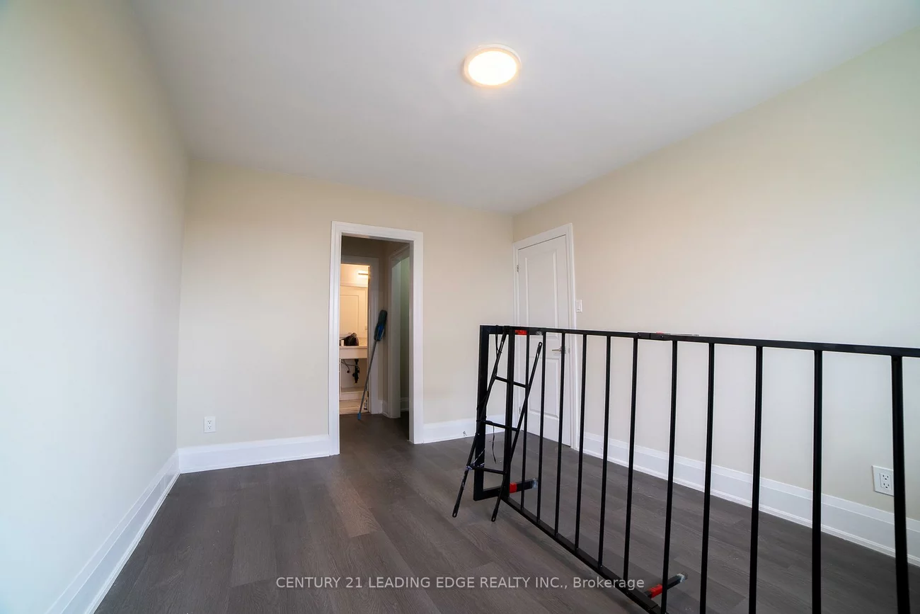 34, Petiole, Glenfield-Jane Heights, Toronto