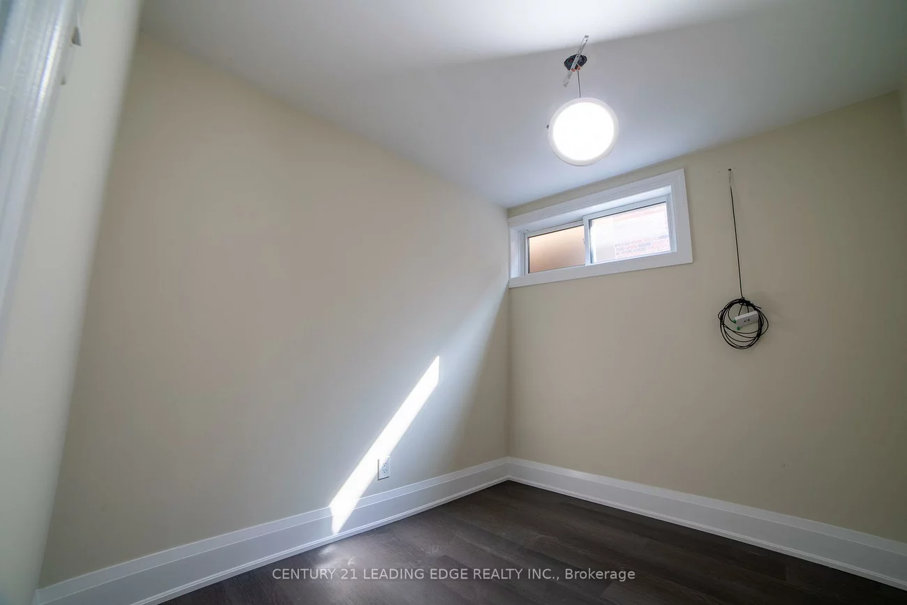 34, Petiole, Glenfield-Jane Heights, Toronto
