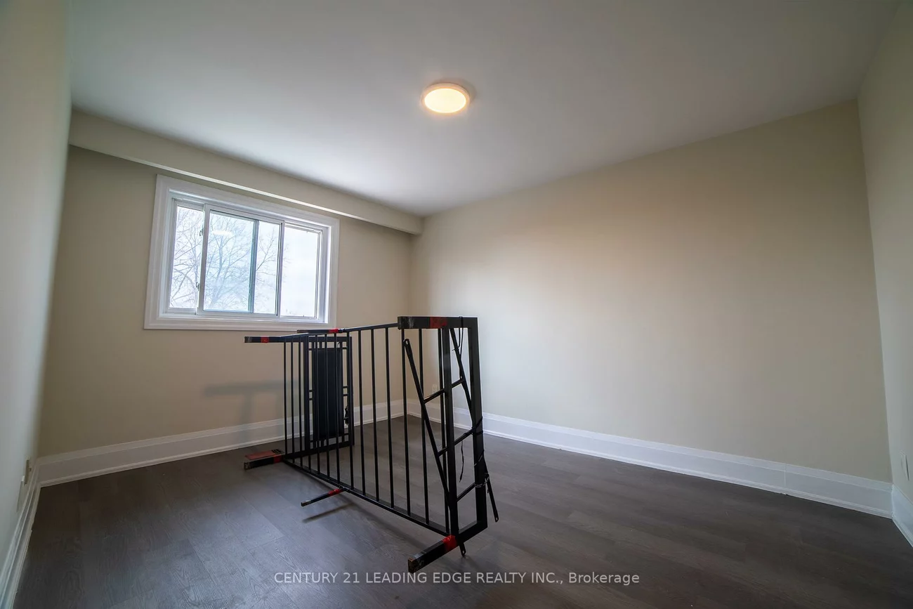 34, Petiole, Glenfield-Jane Heights, Toronto