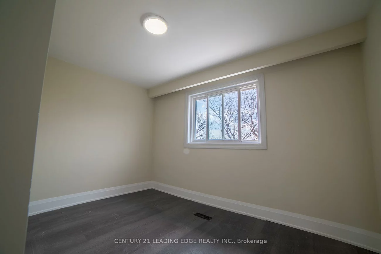 34, Petiole, Glenfield-Jane Heights, Toronto