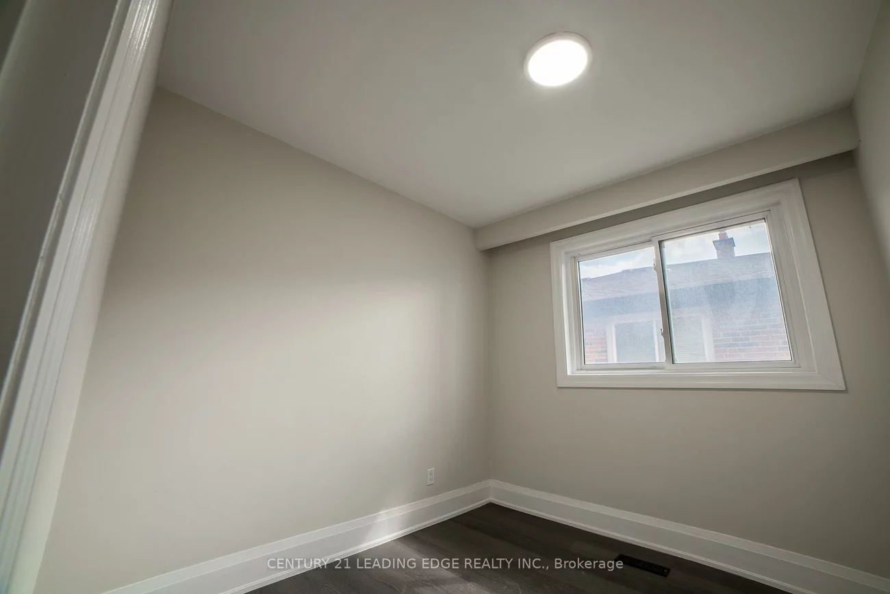 34, Petiole, Glenfield-Jane Heights, Toronto