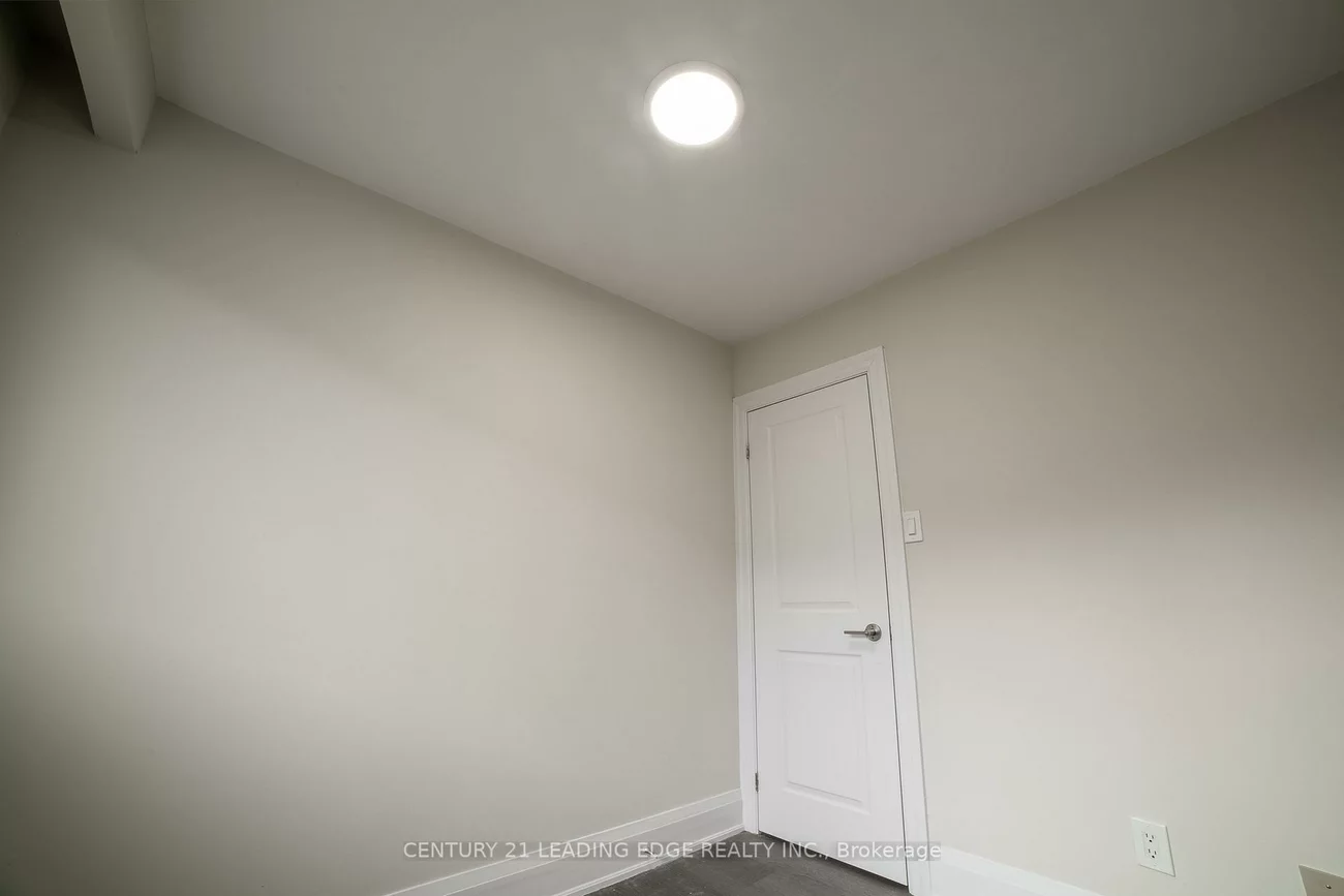 34, Petiole, Glenfield-Jane Heights, Toronto