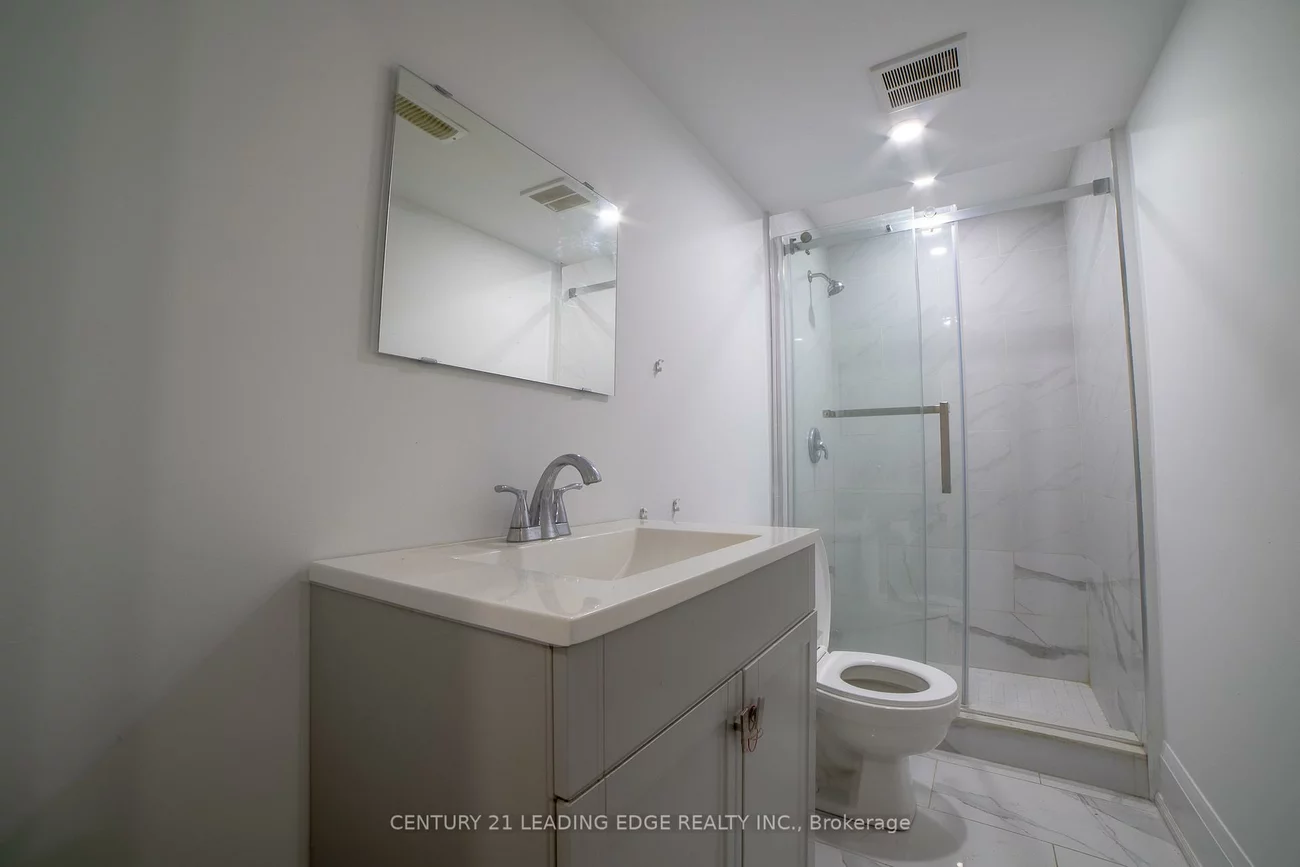 34, Petiole, Glenfield-Jane Heights, Toronto