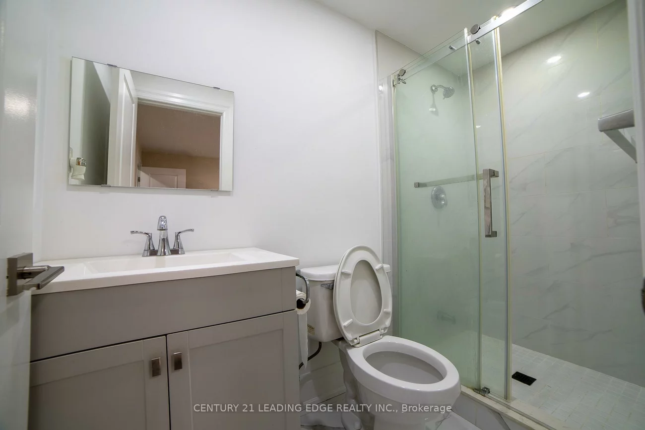 34, Petiole, Glenfield-Jane Heights, Toronto