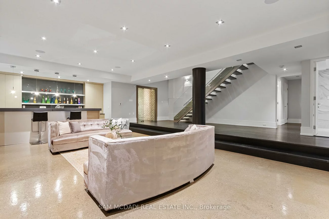 67, Lake Promenade, Long Branch, Toronto