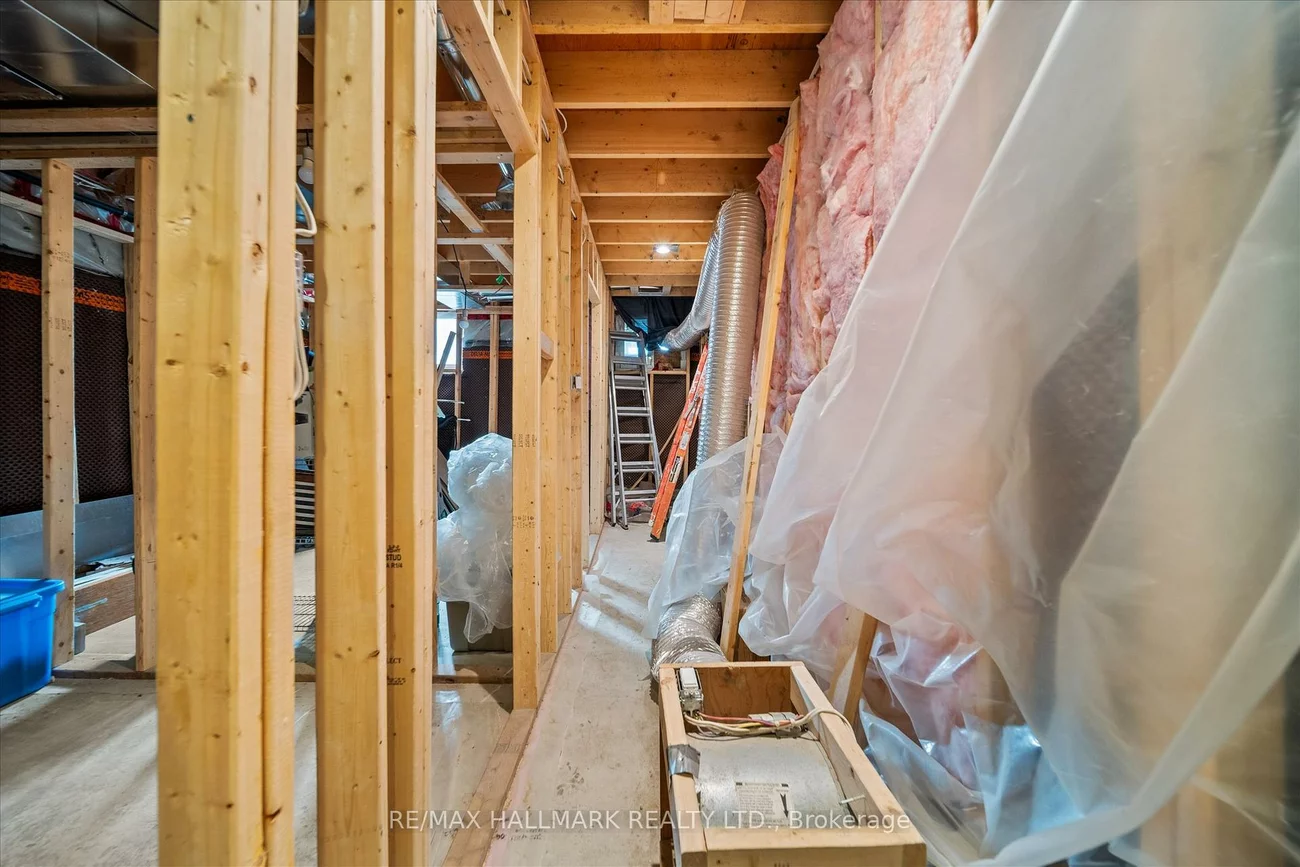 160, Silverthorn, Keelesdale-Eglinton West, Toronto