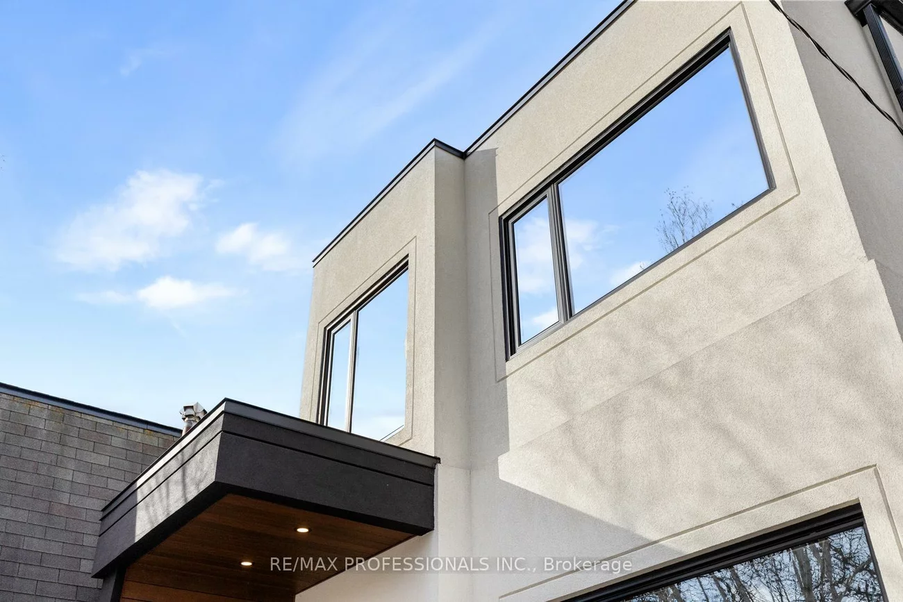 84, Twenty Ninth, Long Branch, Toronto