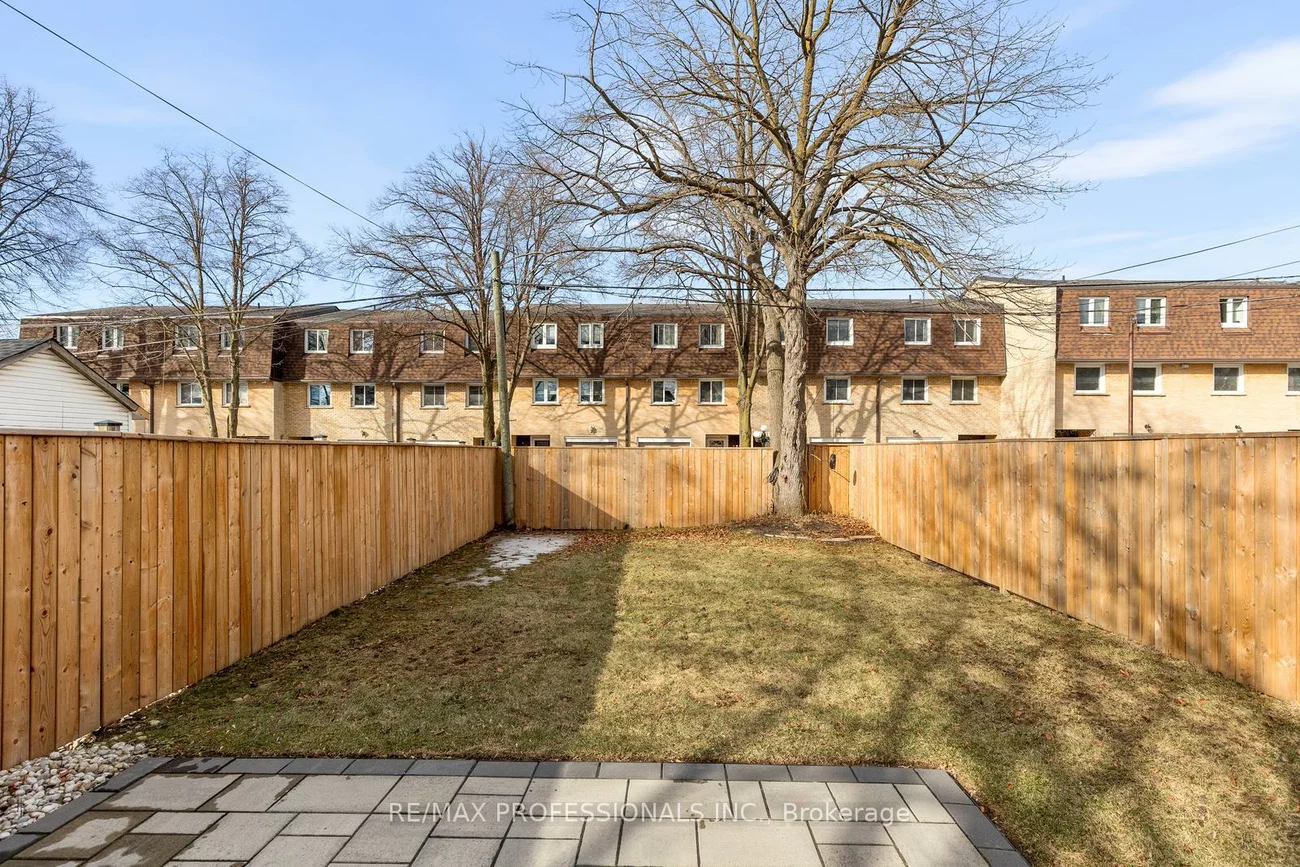 84, Twenty Ninth, Long Branch, Toronto