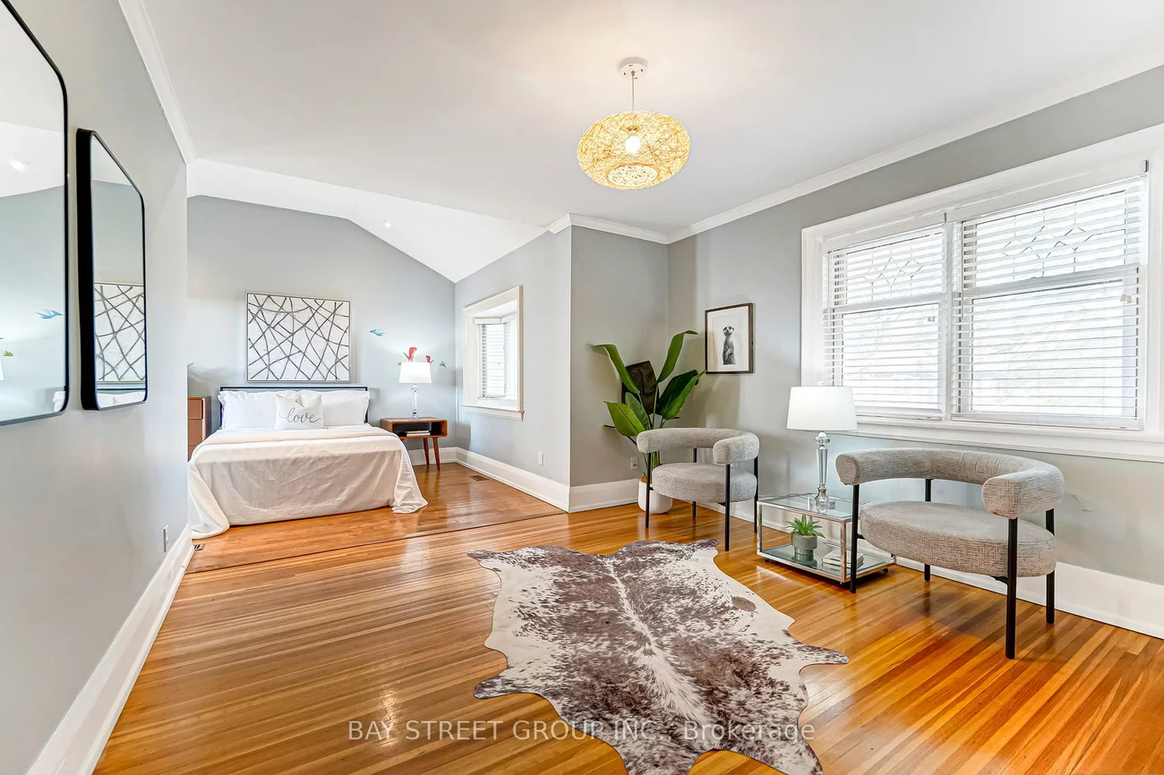 136, Humbercrest, Runnymede-Bloor West Village, Toronto