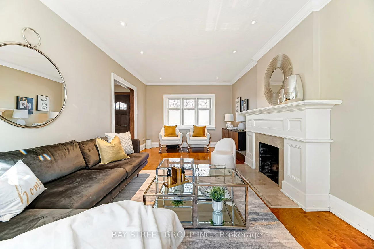 136, Humbercrest, Runnymede-Bloor West Village, Toronto