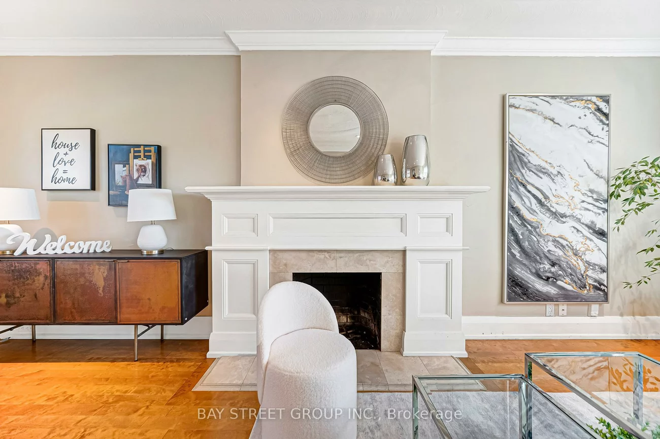 136, Humbercrest, Runnymede-Bloor West Village, Toronto