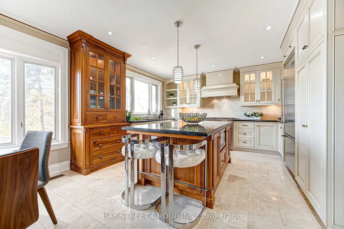 136, Humbercrest, Runnymede-Bloor West Village, Toronto