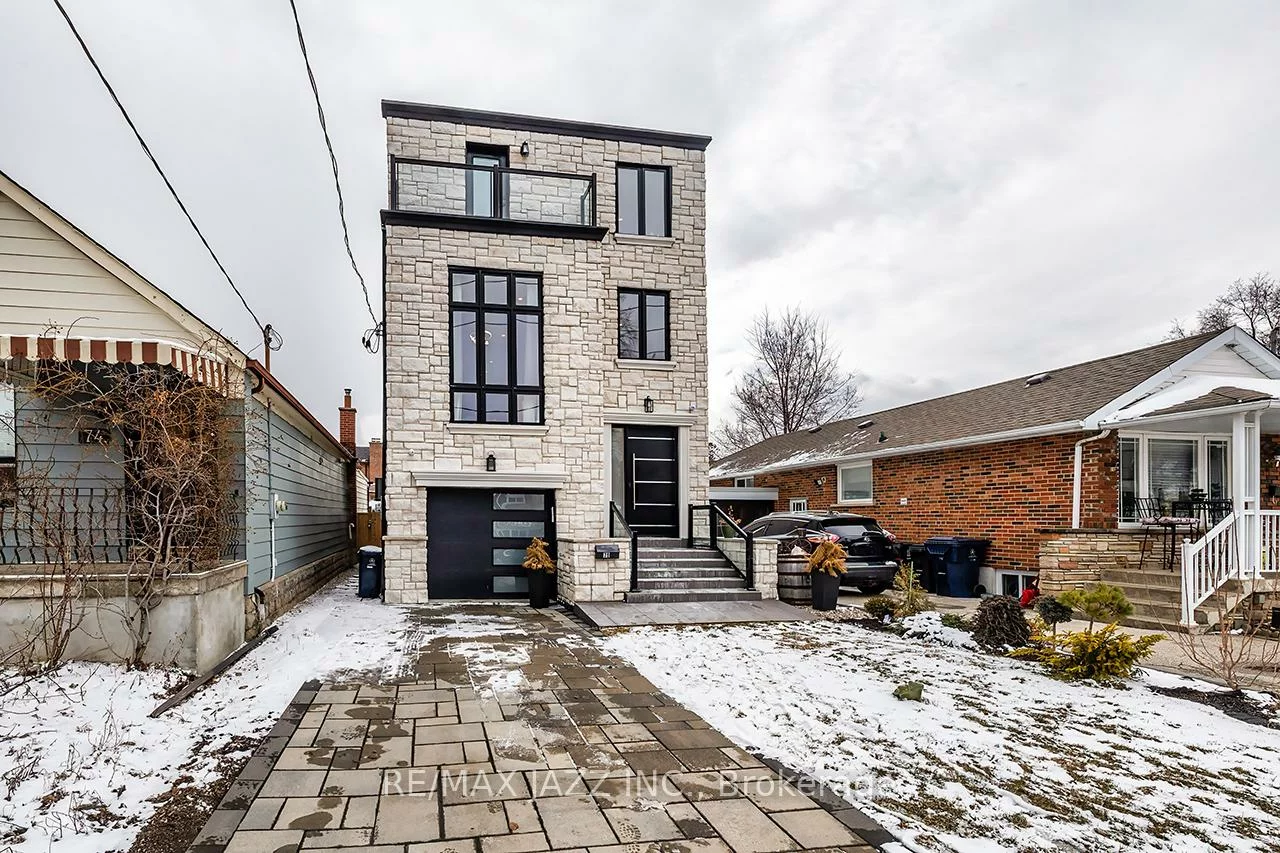 76, Haverson, Keelesdale-Eglinton West, Toronto