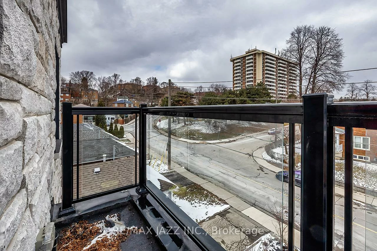 76, Haverson, Keelesdale-Eglinton West, Toronto