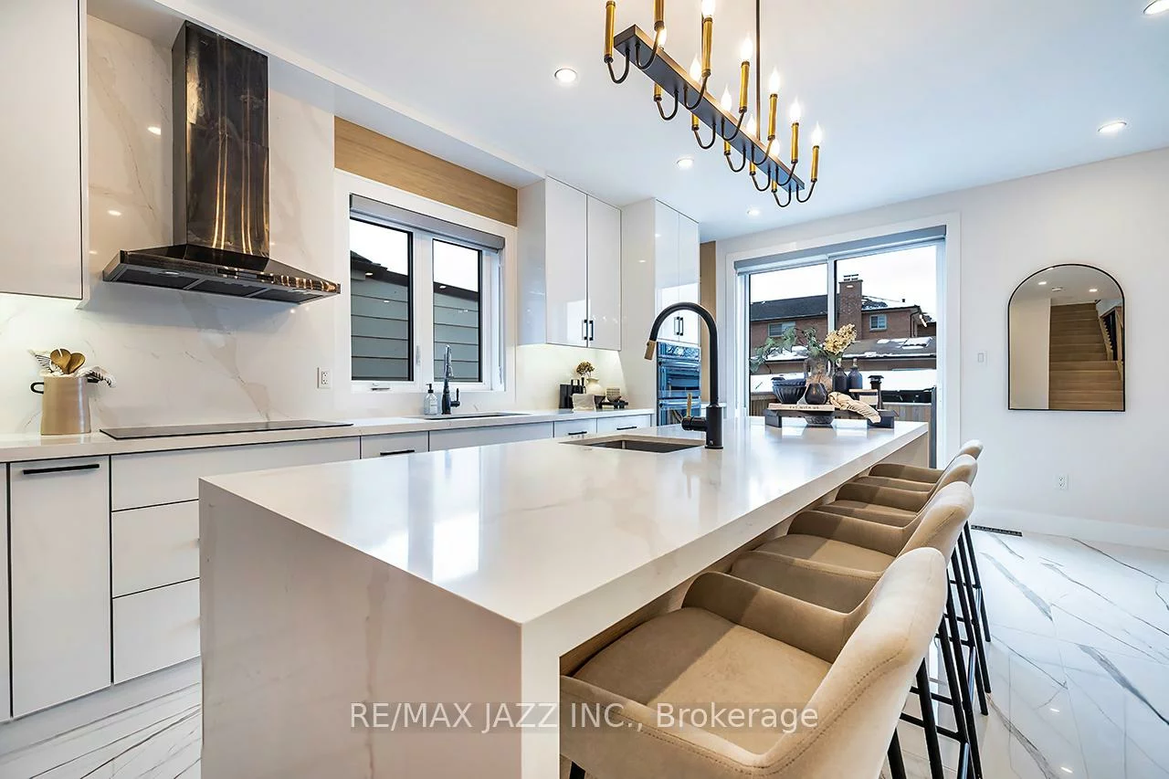 76, Haverson, Keelesdale-Eglinton West, Toronto