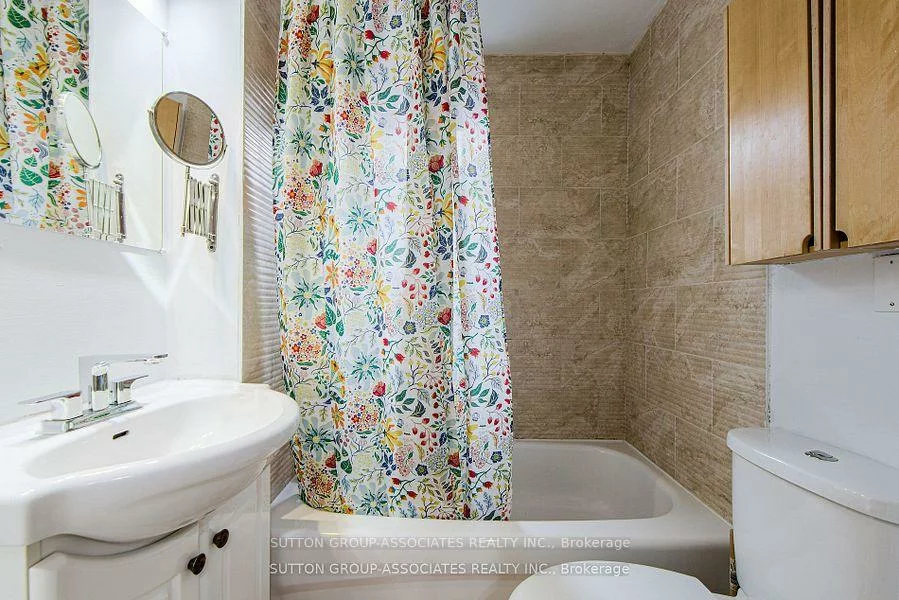 50, Lappin, Dovercourt-Wallace Emerson-Junction, Toronto