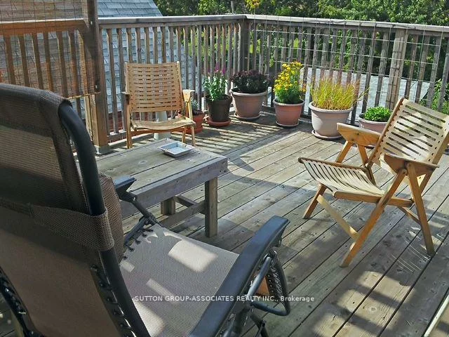 50, Lappin, Dovercourt-Wallace Emerson-Junction, Toronto