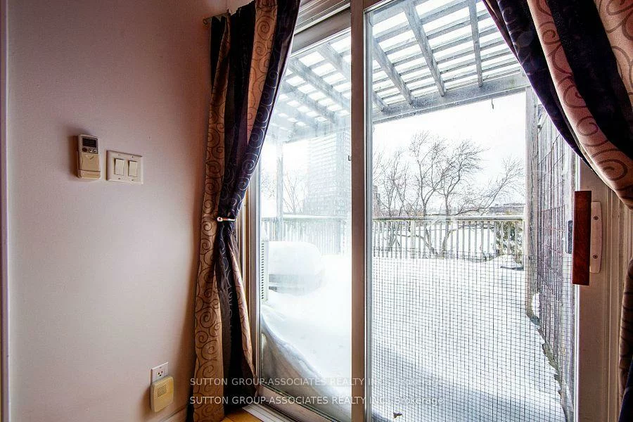 50, Lappin, Dovercourt-Wallace Emerson-Junction, Toronto