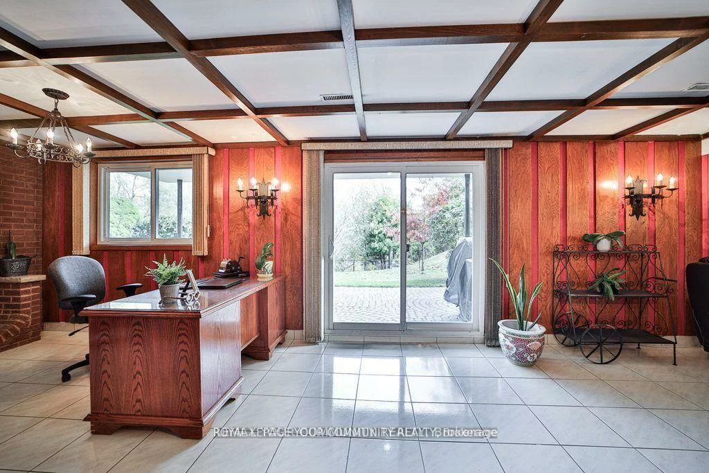 21, Disan, Thistletown-Beaumonde Heights, Toronto