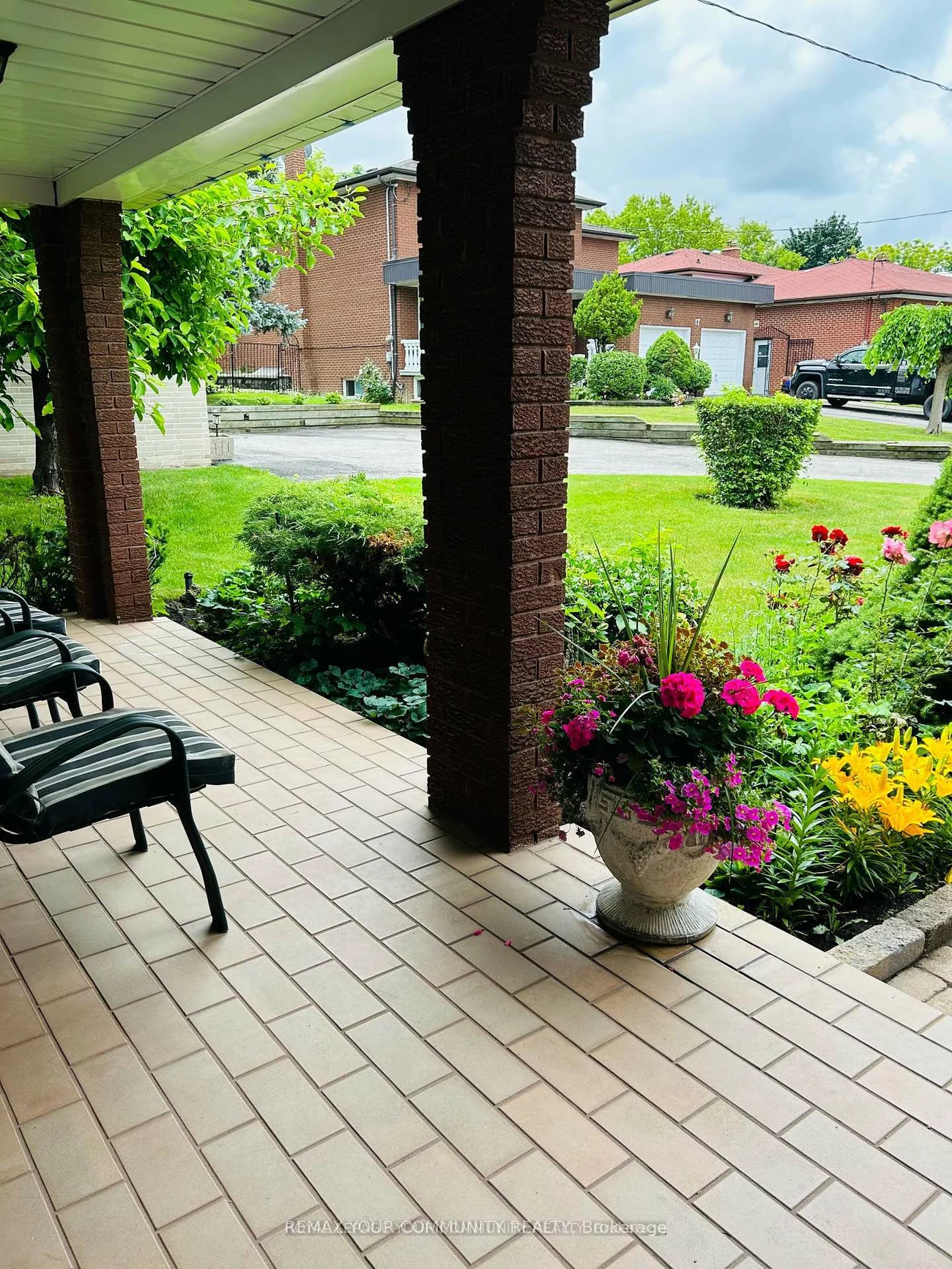 21, Disan, Thistletown-Beaumonde Heights, Toronto