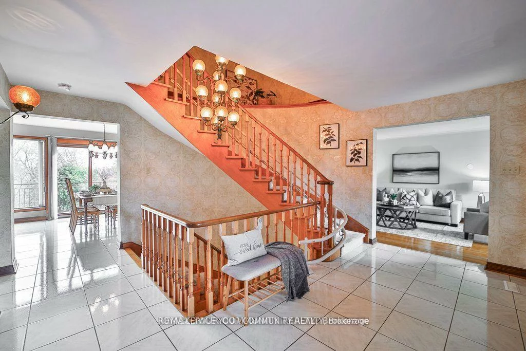 21, Disan, Thistletown-Beaumonde Heights, Toronto