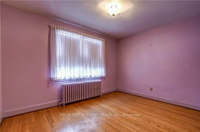 889, Royal York, Stonegate-Queensway, Toronto