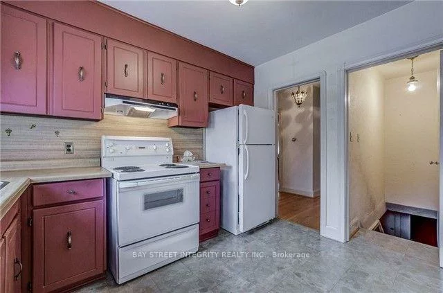 889, Royal York, Stonegate-Queensway, Toronto