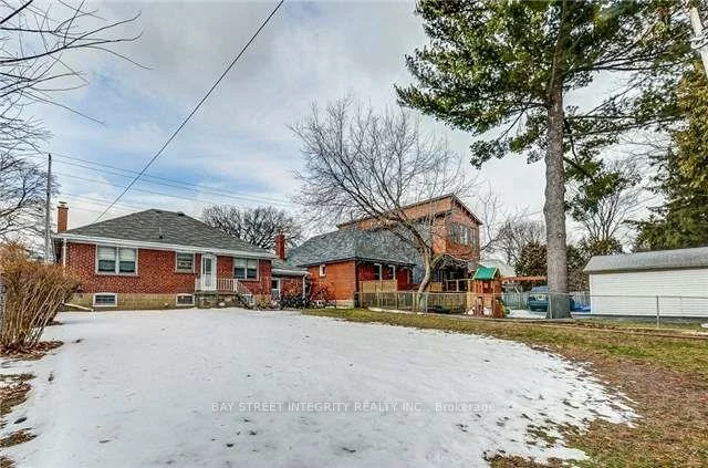 889, Royal York, Stonegate-Queensway, Toronto