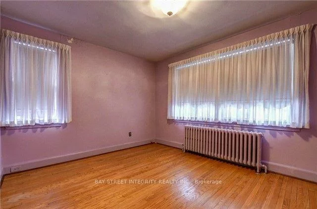 889, Royal York, Stonegate-Queensway, Toronto