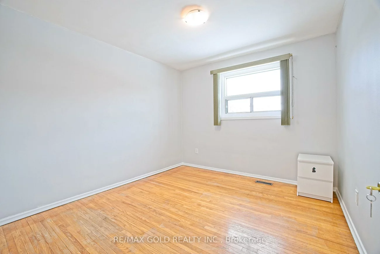 130, Duncanwoods, Humber Summit, Toronto