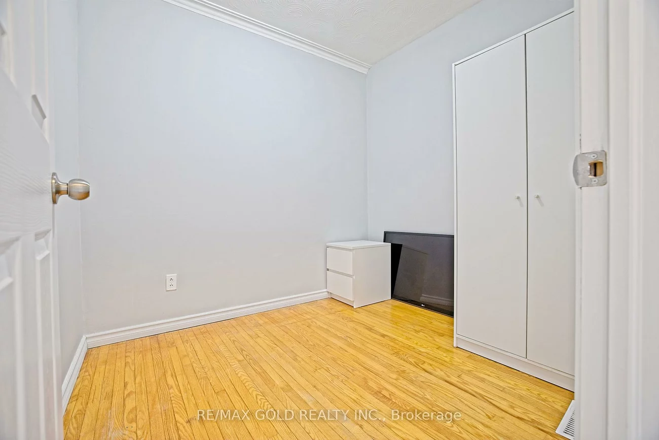 130, Duncanwoods, Humber Summit, Toronto