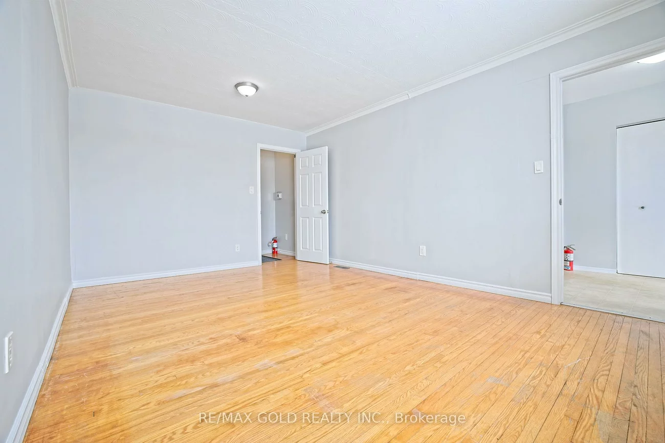 130, Duncanwoods, Humber Summit, Toronto