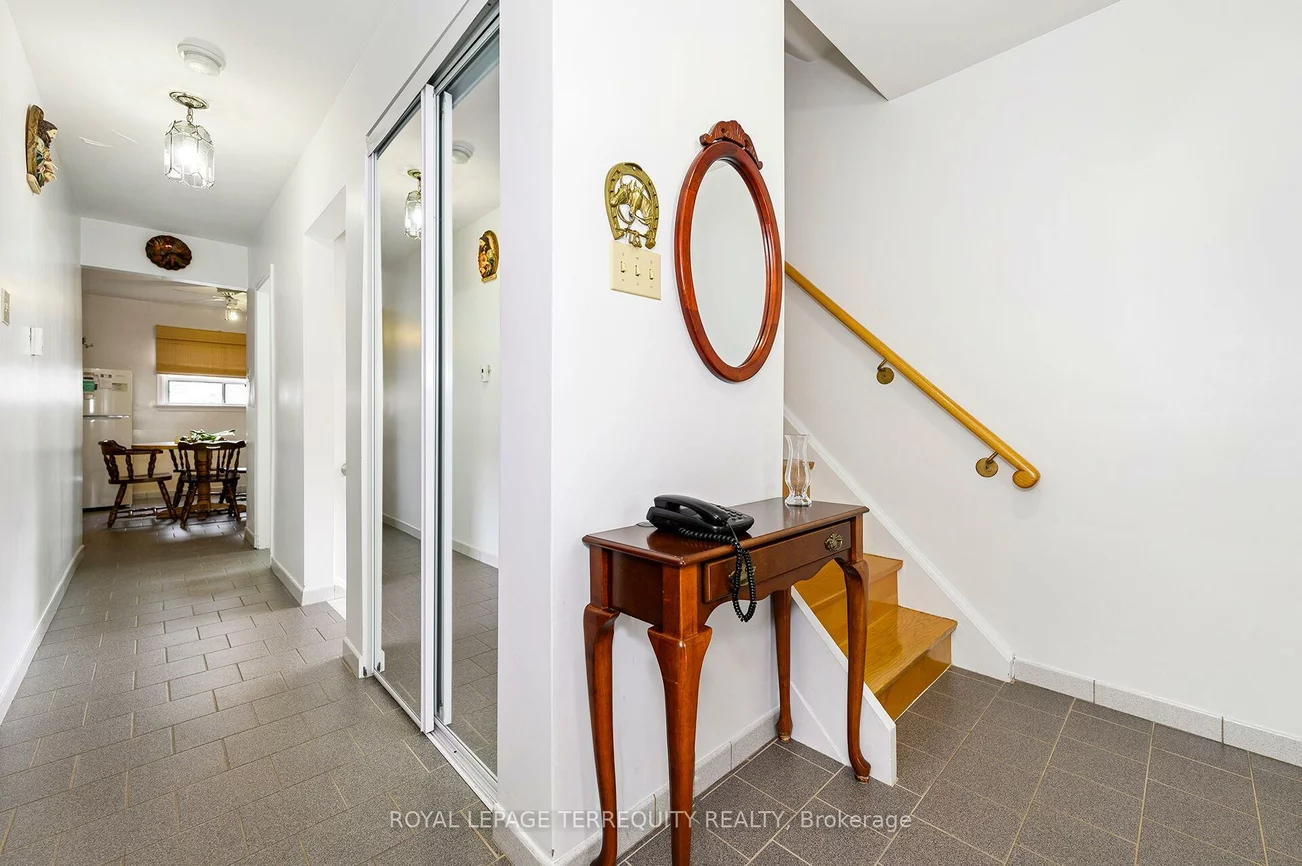 8, Sonnet, Rustic, Toronto