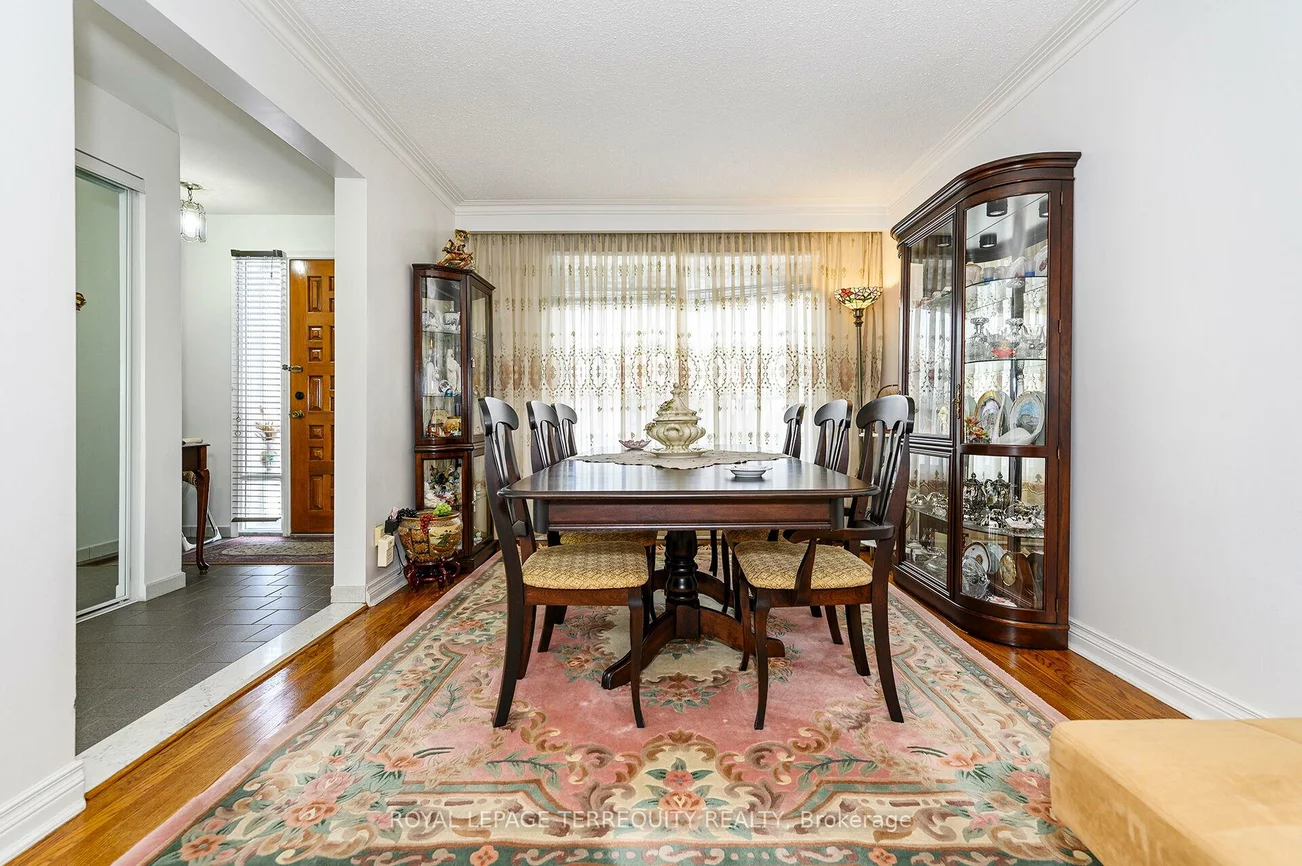 8, Sonnet, Rustic, Toronto