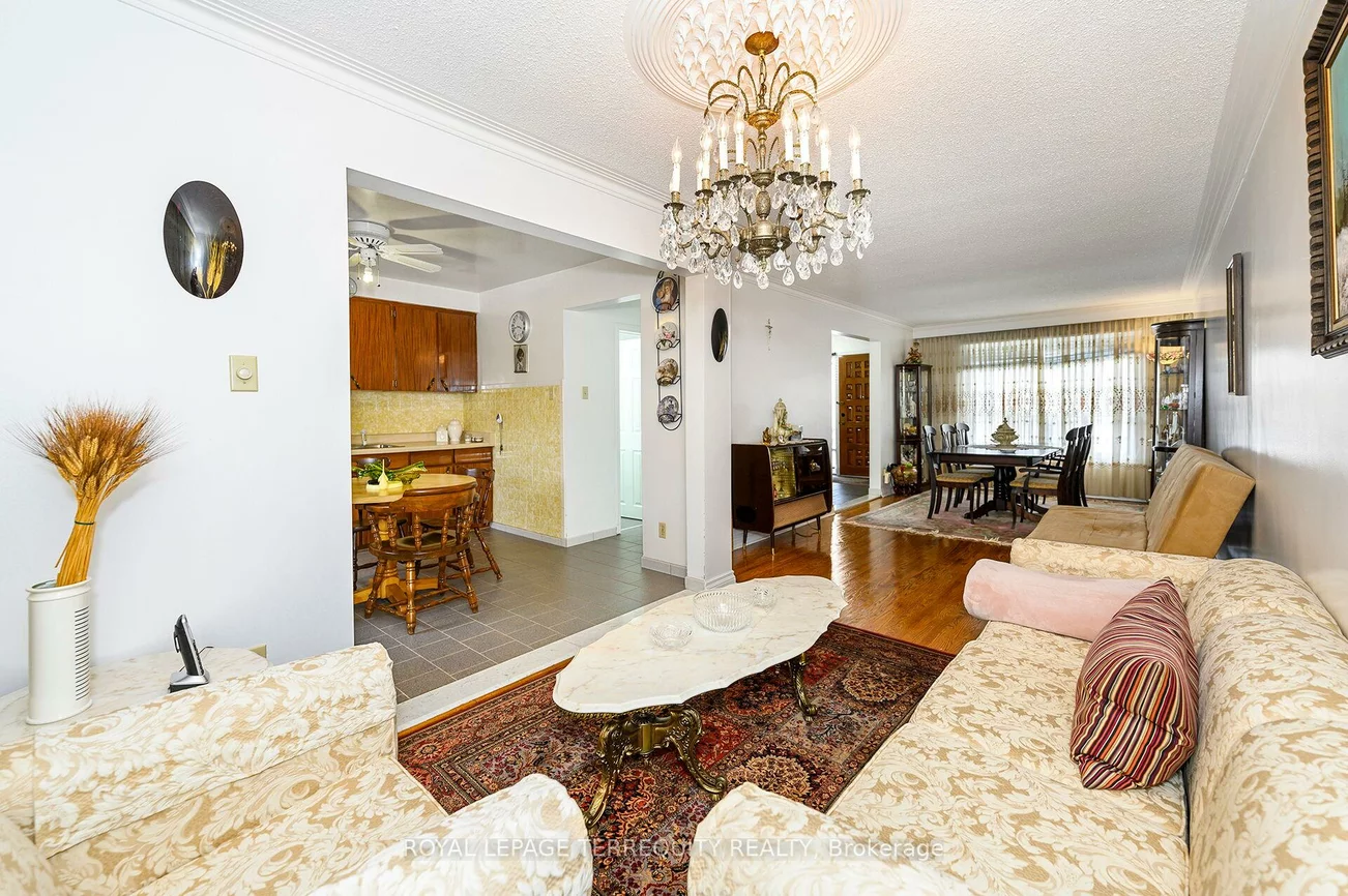 8, Sonnet, Rustic, Toronto