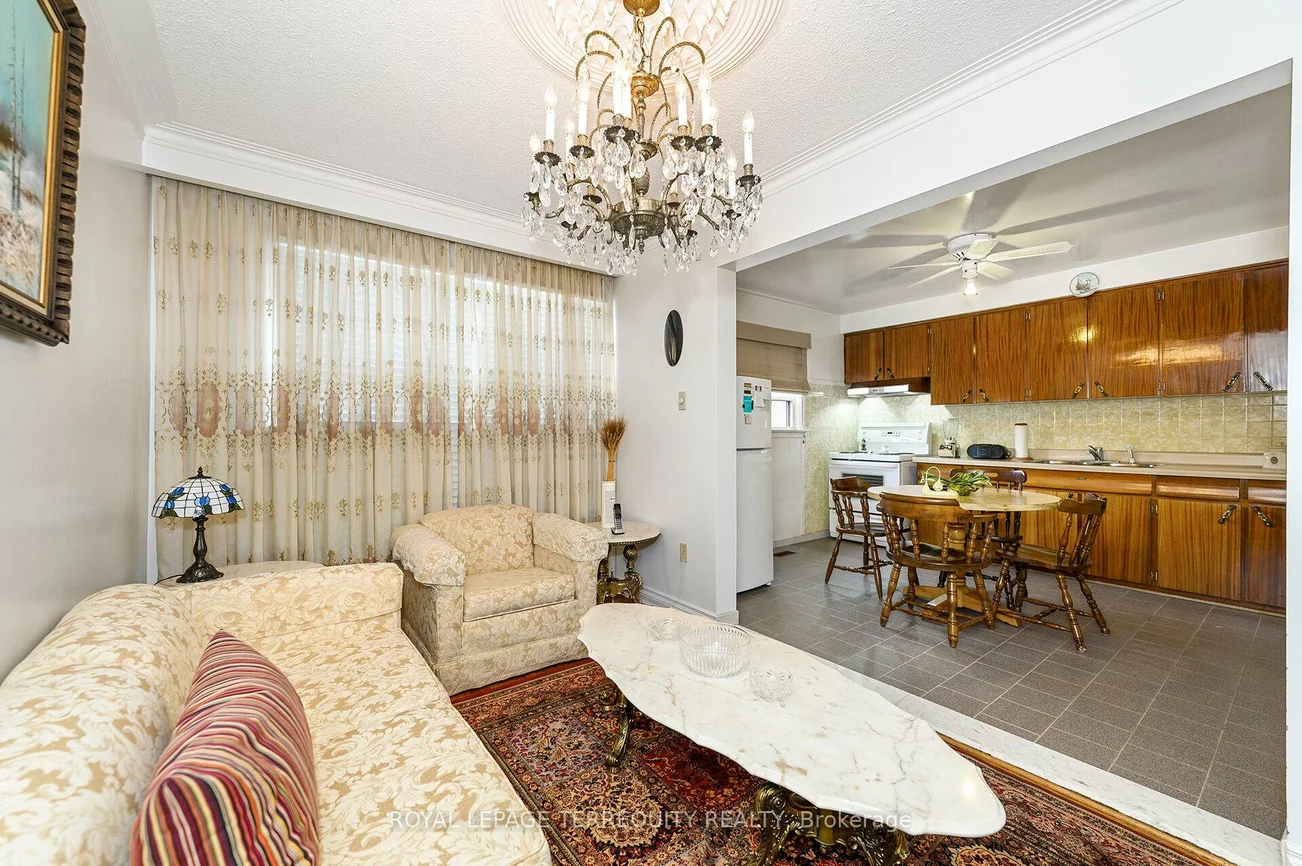 8, Sonnet, Rustic, Toronto