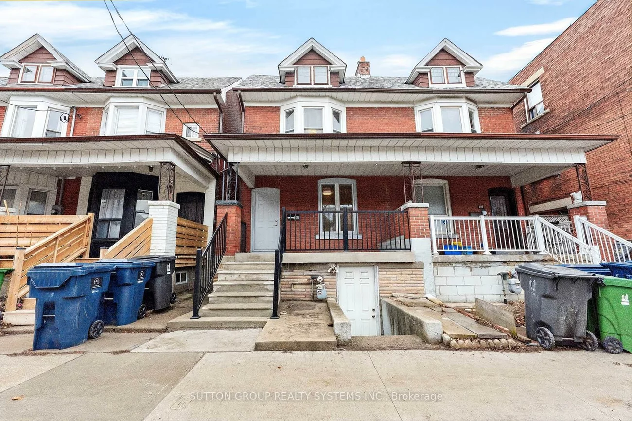 250, Christie, Annex, Toronto