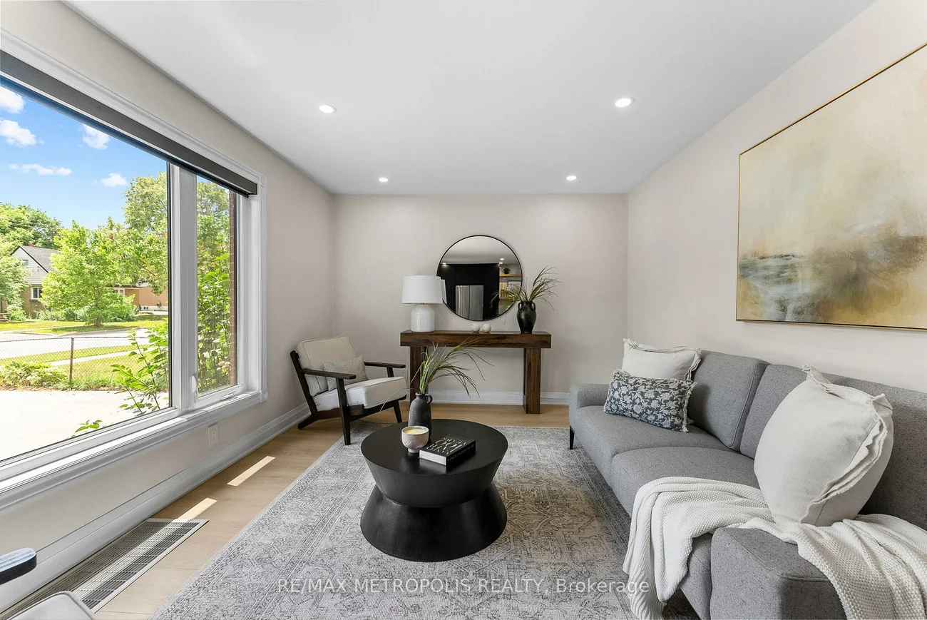 96, Allenby, Elms-Old Rexdale, Toronto