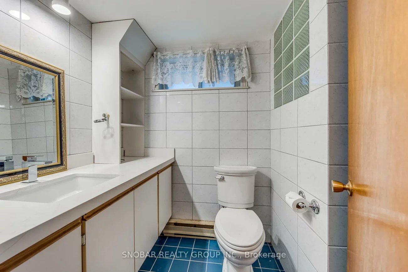 47, Bucksburn, West Humber-Clairville, Toronto