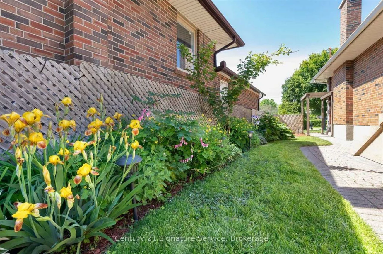 83, Coney, Stonegate-Queensway, Toronto