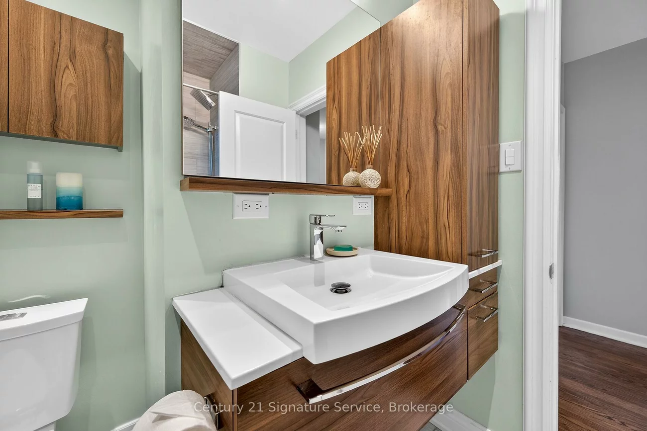 83, Coney, Stonegate-Queensway, Toronto