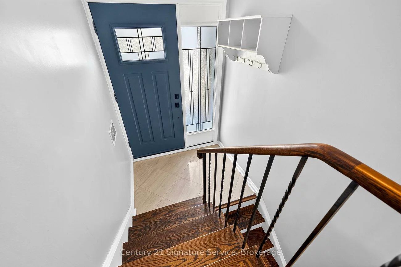 83, Coney, Stonegate-Queensway, Toronto