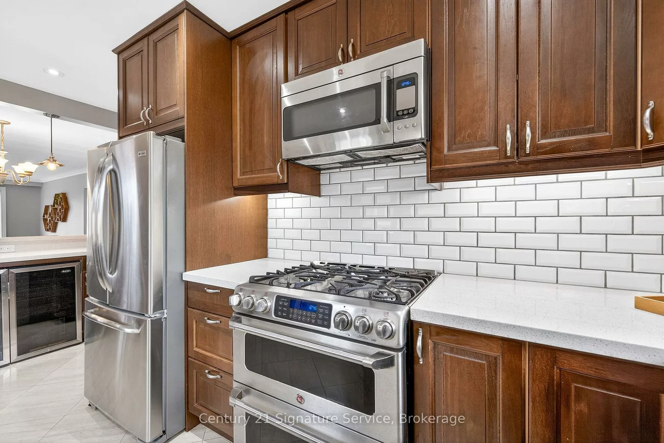 83, Coney, Stonegate-Queensway, Toronto